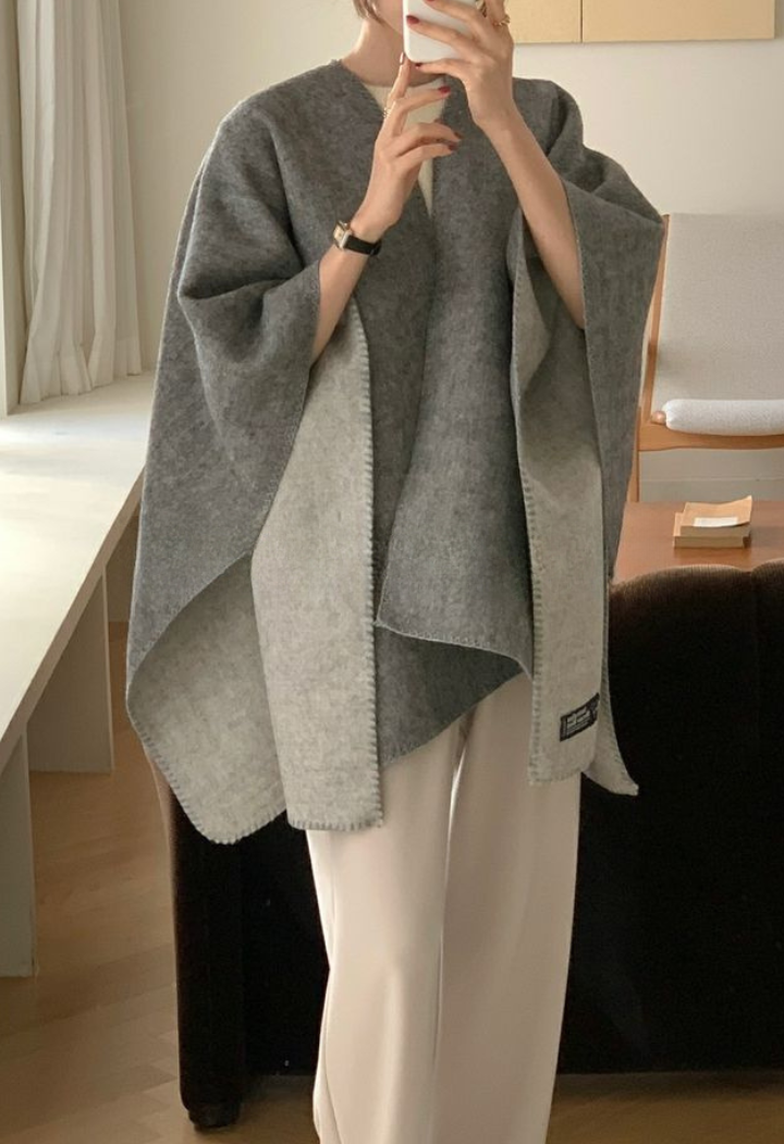 Gray wool Fringe Cape